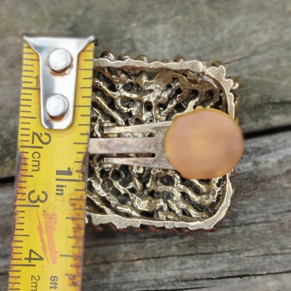 Vintage Large Knot Earrings - Picture 4 of 4